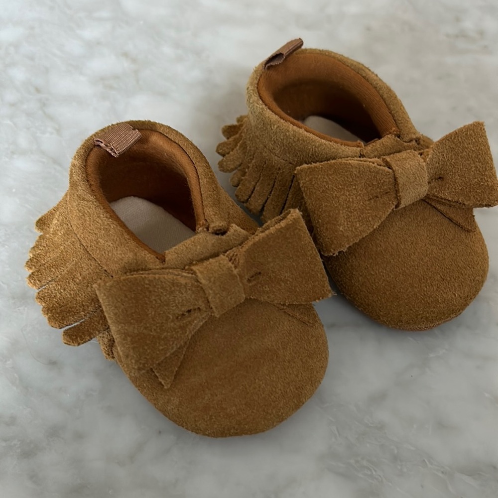 Gap Tan Suede Fringed Moccasins for Baby🤎
